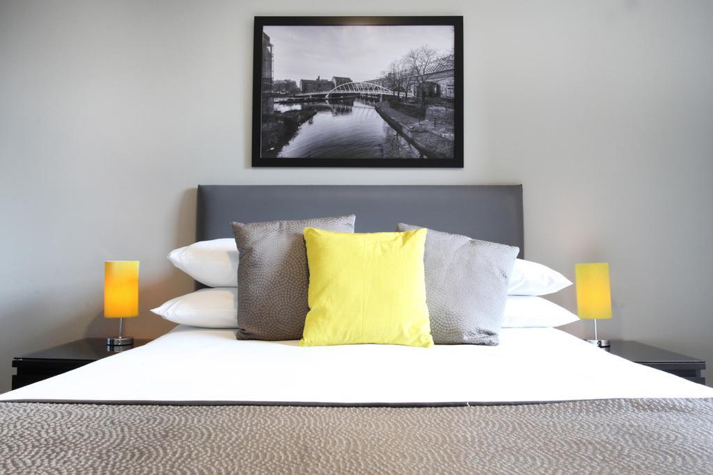 The City Warehouse Aparthotel Манчестер Екстер'єр фото