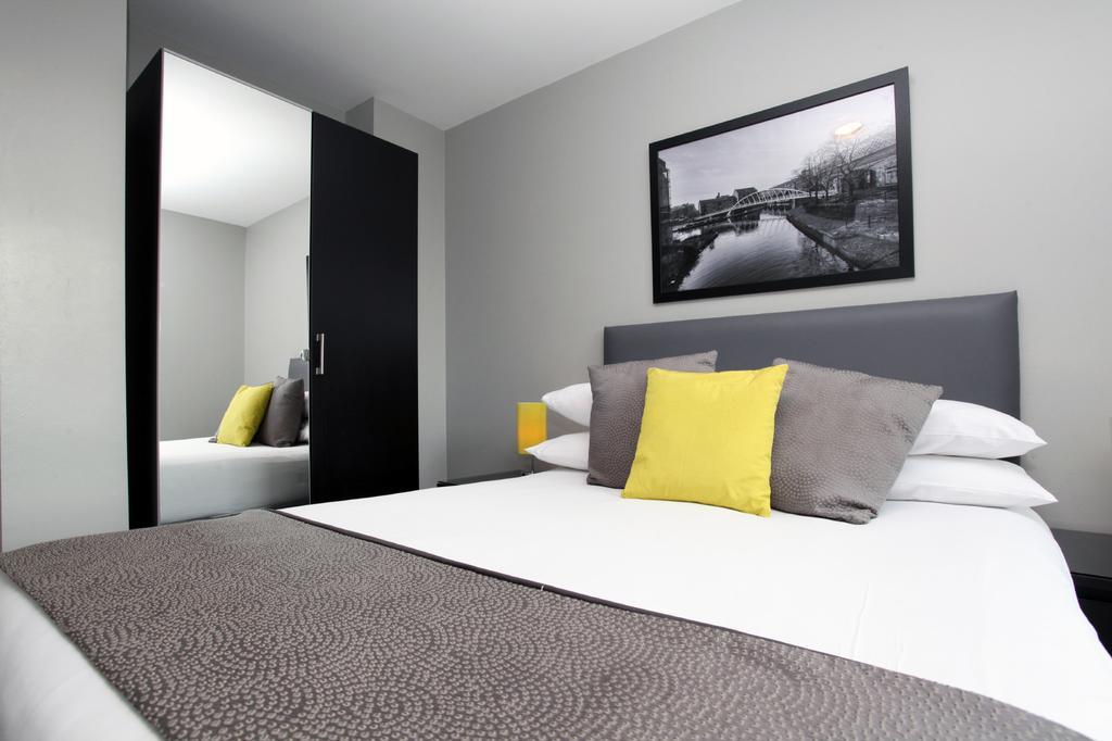 The City Warehouse Aparthotel Манчестер Екстер'єр фото
